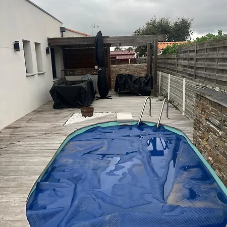 Charmante Maison Pres De La * Grosbreuil